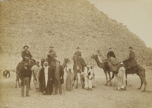 Família de Turistas em Gizé, Egito de Antonio Beato