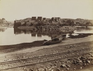 Philae, vista da margem leste do Nilo, noroeste de Antonio Beato