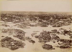 [Vista da Primeira Catarata] / [Vue de la Premiere Cataracte] de Antonio Beato