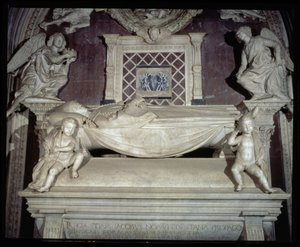 O Túmulo do Cardeal de Portugal, detalhe, detalhe de mármore 1460-6 de 95657