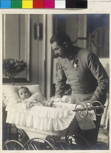 O arquiduque Francisco Fernando com o seu filho Maximiliano de Artist Unknown