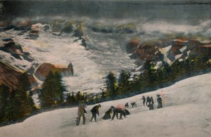 Snowballing no vale do paraíso em plenos Verões, MT. Parque Nacional Rainier, c1916