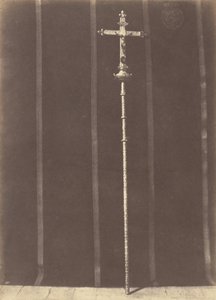 Jerusalém. Cruz de prata cinzelada doada por Luís XIII à Igreja do Santo Sepulcro de Auguste Salzmann