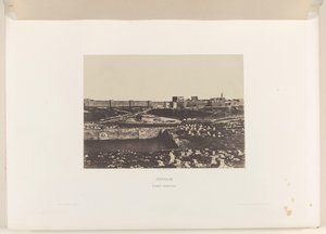 Bacia de Mamilla fora da Muralha da Cidade Velha de Jerusalém Jerusalém. Birket-Mamillah (título no objeto)