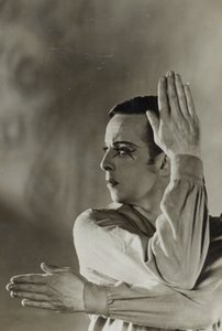 Postal de Robert Helpmann (1909-1986) em The Wanderer 1941