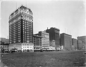 Edifícios na Michigan Avenue desde Balbo Street até Van Buren Street, Chicago, Illinois, EUA, c.1905 (foto a p/b) de Barnes and Crosby