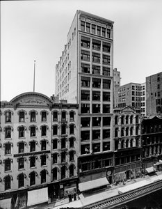 Clifton House, edifício Thomas Church e edifício J. P. Atwater, Chicago, Illinois, EUA, c.1900 (foto a p/b) de Barnes and Crosby