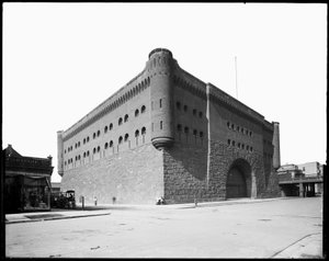 First Regiment Armory, Chicago, Illinois, EUA, c.1891 (foto a p/b) de Barnes and Crosby