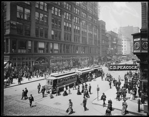 Vista da The Fair Store na State Street, Chicago, Illinois, EUA, c.1905 (foto a p/b) de Barnes and Crosby