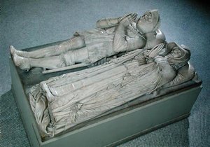 Efígies de Anne de Montmorency (1493-1567) Constable e Marshal de France e Madeleine de Savoy (1510-86) Duquesa de Montmorency, c.1567 e c.1586 (mármore) (ver também 229955)