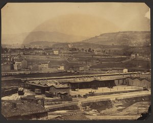 Vista de St. Etienne para leste em direção à estação de comboios de Belotti