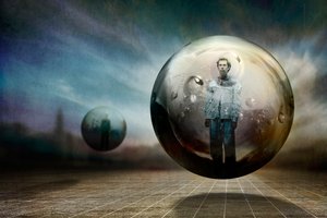 Homem dentro de uma esfera flutuante de Ben Goossens ✝