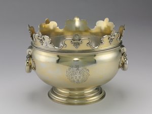 Monteith Punch Bowl, 1715-16 de Benjamin Pyne