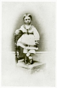Aubrey Beardsley, com 2 anos e 3 meses de British Photographer