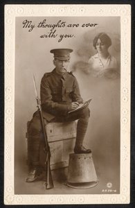 Reino Unido: Um postal sentimental produzido pelo Cairo Postcard Trust, Cairo, Egito, durante a 1ª Guerra Mundial de British Photographer