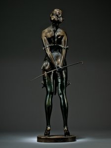 The Riding Crop, c.1925 (bronze) (ver também 940322) de Bruno Zach