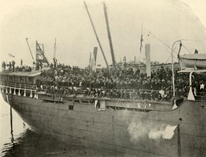 Matteawan Docking, tarde de 9 de junho, Guerra Hispano-Americana, 1898, 1899. de Burr McIntosh