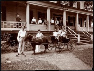 A família Janer, funcionários e convidados no Janer&39;s Pavilion Hotel, Red Bank, Nova Jersey, 1903 (impressão em gelatina prateada)