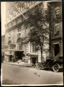 Vista do Robert Treat Hotel, Newark, Nova Jersey, 1916 (impressão em gelatina de prata)