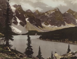 Lago Moraine e Vale dos Dez Picos (foto a cores)