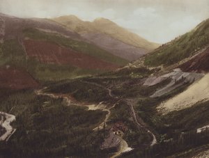 The Spiral Tunnels, Field Hill, British Columbia (foto a cores)