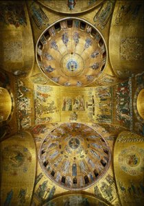 Arquitectura bizantina: vista das cúpulas com mosaicos sobre um fundo dourado (estilo românico e bizantino) ilustrando o Pentecote (1250-1300) e a Ascensão (início do século XIII). Basílica de São Marco (Basílica de São Marco) Veneza de Byzantine