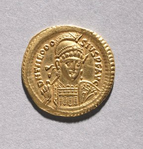 Sólido de Teodósio II e Valentiniano III de Byzantine