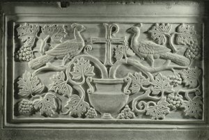 Pavões e videiras (mármore) de Byzantine School