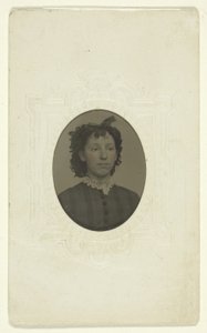 Retrato de Viola Mead de C. W. Mitchell