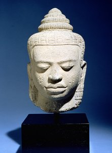 Cabeça do Buda, Khmer, Camboja, século XII-XIII (arenito)