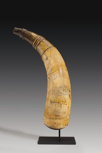 Chifre de pólvora, gravado com um mapa do Rio São Lourenço na área de Quebec, c.1759 (chifre) (ver também 997378-80)