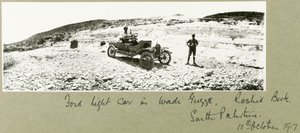 Carro leve Ford em Wadi Guzzeh, Rashid Beck, Palestina do Sul, outubro de 1917