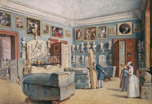 A sala com os Mithras e os sarcófagos egípcios