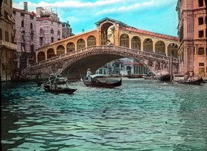 Itália, Veneza, Ponte de Rialto e Grande Canal, data da imagem: cerca de 1910. Arquivo Carl Simon de Carl Simon