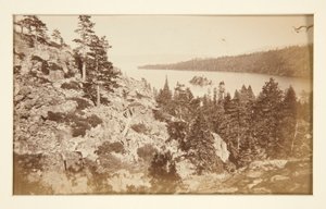 Quatro Cenas Ferroviárias e quatro Vistas do Lago Tahoe: Baía de Esmeralda, Lago Tahoe de Carleton E. Watkins