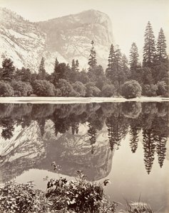 Lago do Espelho, Yosemite, c. 1872, impresso ca. 1876. de Carleton E. Watkins.