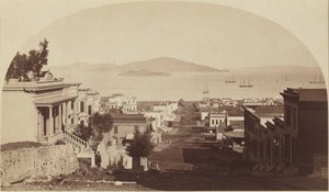 A ilha de Alcatraz e a baía de São Francisco, olhando para o norte, década de 1880 (foto) de Carleton Emmons Watkins