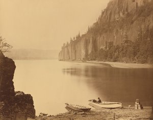 Cabo Horn, Rio Columbia, 1867. de Carleton Emmons Watkins