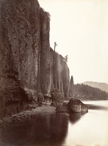 Cabo Horn, Rio Columbia, Oregon, 1867. de Carleton Emmons Watkins