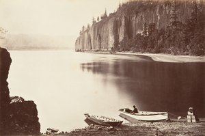 Cabo Horn, Oregon, 1867, impresso ca. 1876. de Carleton Emmons Watkins