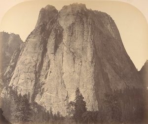 Pedra da Catedral, 1861. de Carleton Emmons Watkins