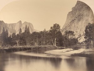 Vista do rio, descendo o vale, Cathedral Rock à esquerda, 1861, Yosemite. de Carleton Emmons Watkins
