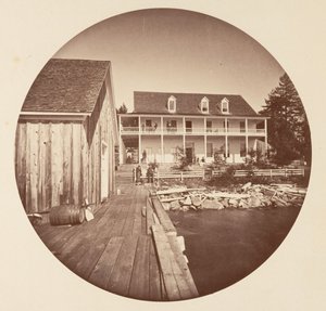 Warm Springs Hotel Lake Tahoe, ca. 1878. de Carleton Emmons Watkins