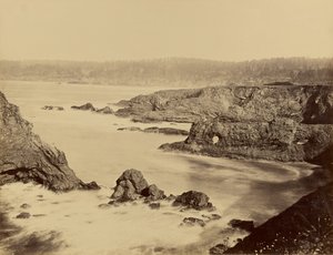 [Vista da costa de Mendocino]. de Carleton Watkins