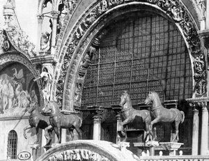 Os cavalos da Basílica de San Marco em Veneza - fotografia de C. Naya