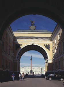 O Arco do Triunfo do Edifício do Estado Maior em São Petersburgo, 1819-1829 de Carlo Rossi