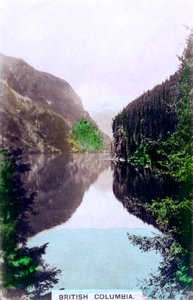 Cena costeira, Columbia Britânica, Canadá, c1920s. de Cavenders Ltd