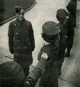 Sargento da RAF Drill Airwomen, c1943. de Cecil Beaton