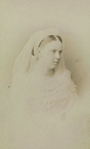 Maria Alexandrovna de Russie - Retrato da grã-duquesa Maria Alexandrovna da Rússia (1853-1920), duquesa de Saxe-Coburg e Gotha, por Bergamasco, Charles (Karl) (1830-1896). Albumina Foto, c. 1871. Arquivo de Fotografia e Cinema do Estado Russo, Krasnogorsk