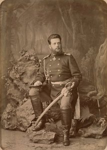 Vladimir Alexandrovitch de Russie - Retrato do Grão-Duque Vladimir Alexandrovich da Rússia (1847-1909), de Bergamasco, Charles (Karl) (1830-1896). Foto de Albumina, ca. 1878. Arquivo de Cinema e Fotografia do Estado Russo, Krasnogorsk de Charles Bergamasco